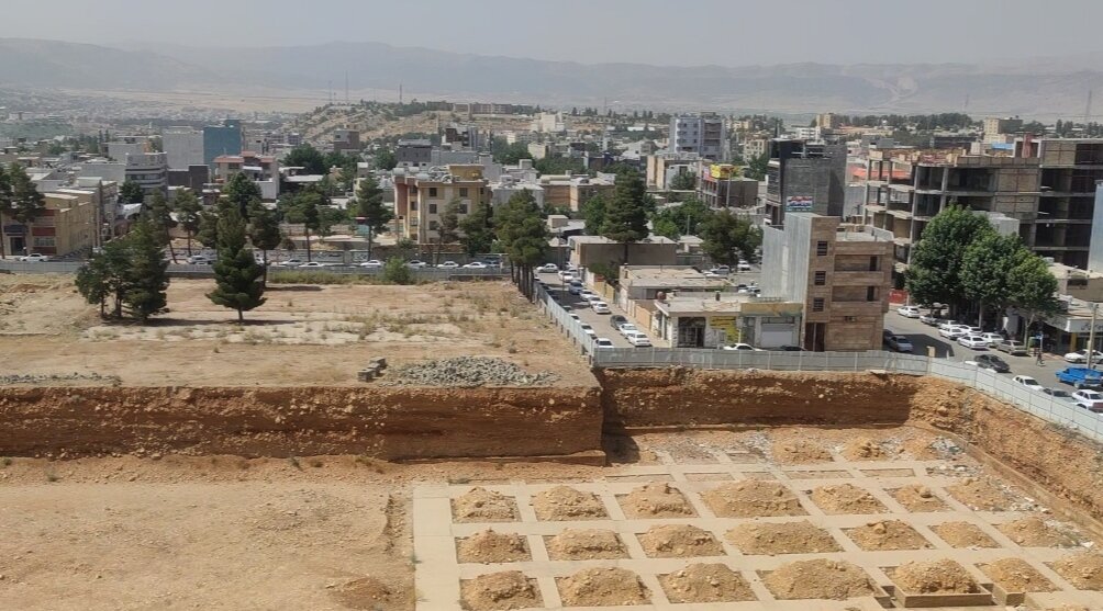 مجتمع تجاری یاسوج در حصار فنس ها گرفتار است/ تراژدی ۷ ساله یک طرح