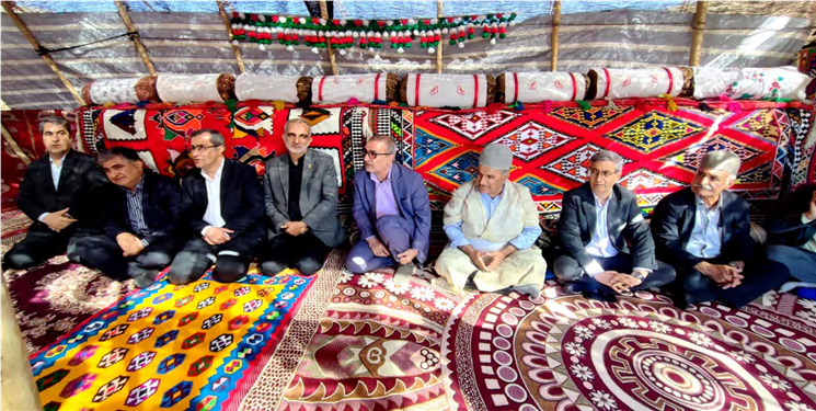 استاندار:توسعه انرژی‌های تجدیدپذیر؛ افتتاح فاز اول پروژه پنل‌های خورشیدی عشایر در منطقه کاکان