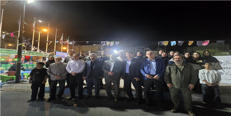 بازدید معاون سپاه فتح و فرمانده بسیج هنرمندان استان از نمایشگاه «میدان هنر» گچساران