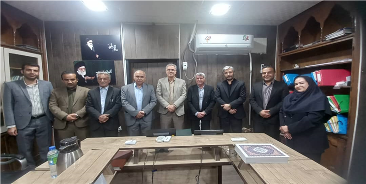 تجلیل از فرزندان شاهد شاغل در شهرداری دوگنبدان/ تصاویر