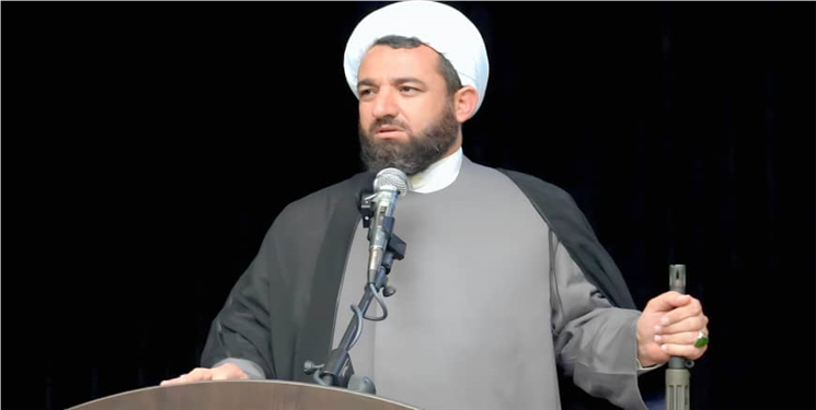 امام جمعه: صرفه‌جویی در مصرف برق، پشتیبانی از مناطق گرمسیری است/ وحدانی‌فر: وحدت ملی، سد محکمی برابر تهدیدات دشمنان است