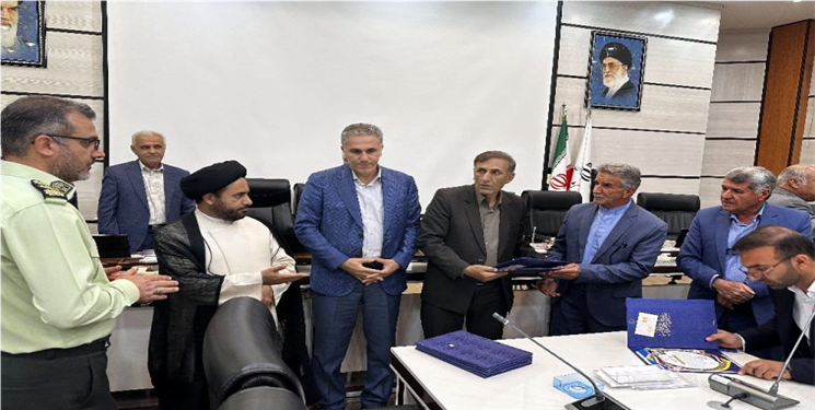 تقدیر فعال اجتماعی و فرهنگی از شهردار گچساران