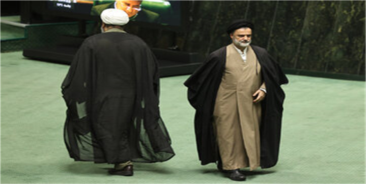سخنگویان خودخوانده نظام؛ دلواپسان به میدان آمدند/ شورش پایداری‌های مجلس و شرکا علیه مذاکرات 