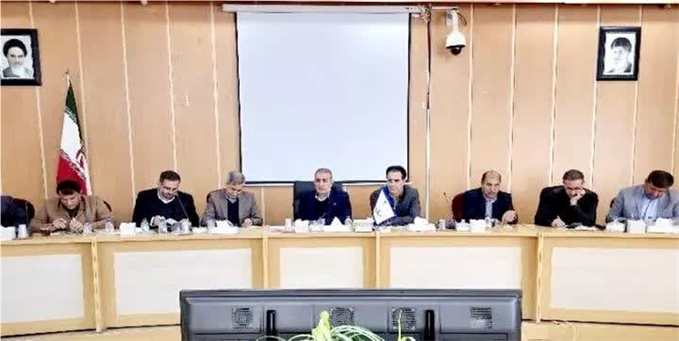 استاندار: باید پاسخگوی انتظارات خانواده شهدا و جامعه ایثارگر باشیم