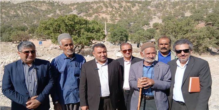 نماینده بویراحمد در بازدید از دهستان چین: برخی برای منافع خود میان مردم شکاف ایجاد کردند/ بهرامی: خدمت‌گذاری وظیفه مسئولان است