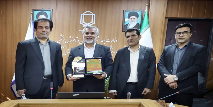 دانشگاه علوم پزشکی استان عنوان دستگاه برتر در جشنواره شهید رجایی  را کسب کرد