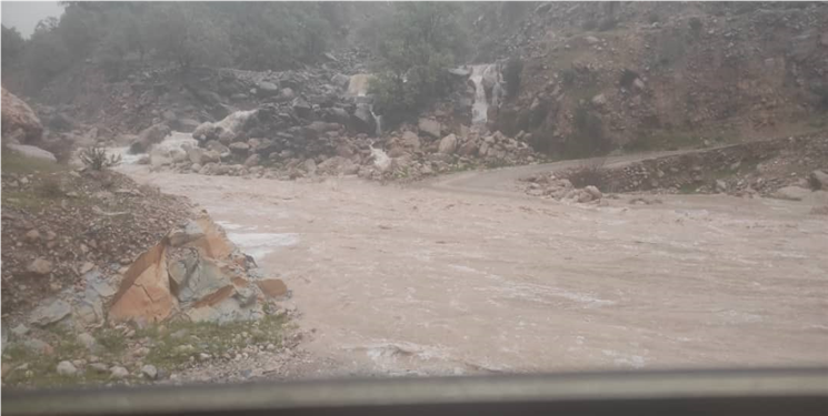 ۳۰  سال در انتظار پل/ مسیر روستاهایی از بخش موگرمون مسدود شد