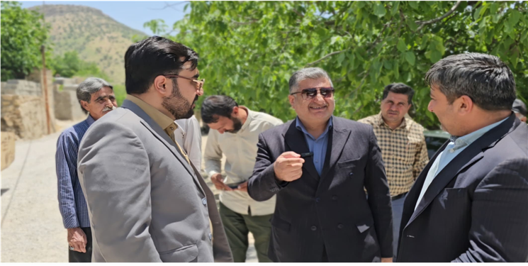 روستایی که حتی یک متر هم آسفالت نداشت!/ فرماندار بویراحمد: تمام معابر روستای تنگ‌سرخ بهسازی و آسفالت خواهد شد/ تصاویر
