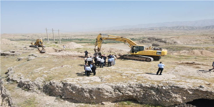 بازدید میدانی فرماندار گچساران از پروژه احداث باند دوم محور دهدشت – خیرآباد  