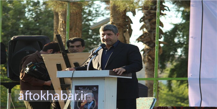 پیگیر برگزاری یادمان «حسین پناهی» هستیم/ «فریدون داوری» یک شاعر موسس بود 