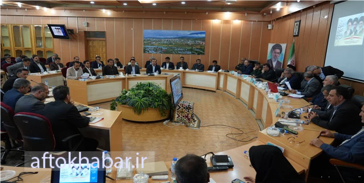 جهان ما و جهان مسئولین: یادداشتی از دو واقعیت موازی