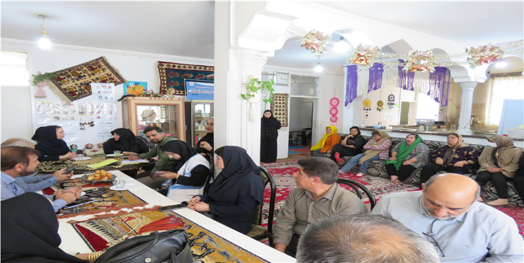 بازدید کارکنان بهزیستی گچساران از مرکز حرفه‌آموزی دختران معلول بالای ۱۴ سال/ درخواست برای تأمین فضای مناسب آموزشی