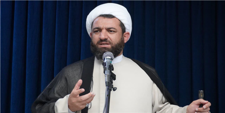 هشدار امام جمعه دهدشت به مسئولان: «بده‌بستان‌های پیمانکاری» را از استان جمع کنید/ وحدانی‌فر: پروژه ۸۴۸ واحدی مسکن ملی، تنها ۵ درصد پیشرفت دارد
