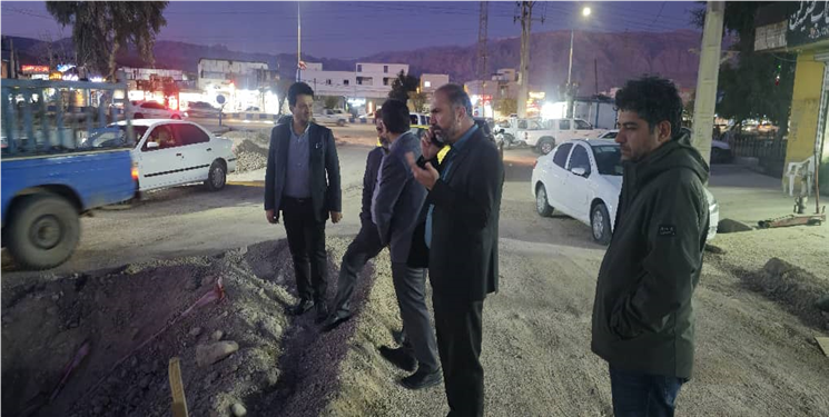 بازدید مشترک فرماندار گچساران و شهردار دوگنبدان از پروژه‌های فعال سطح شهر/ تصاویر