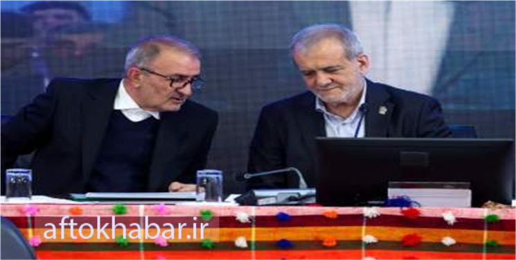 برخورد متفاوت استاندار با منتقدان و مخالفان در سفر رییس‌جمهور/ عملگرایی از جنس «زنده باد منتقد و مخالف من!»