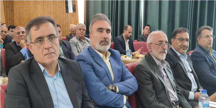 تصاویر نشست هم‌اندیشی شورای سیاست‌گذاری ستاد مرکزی پزشکیان در یاسوج