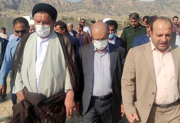 معاون وزیر صمت، احداث کارخانه فرآوری معدن بوکسیت در چرام را رد کرد/ آب پاکی که بعد از 30 سال انتظار بر دستان مردم چُرام ریخته شد